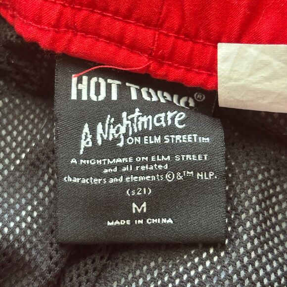 Hot Topic A Nightmare On Elm Street Glove Swim Trunks Freddy Krueger Medium G202 - Picture 8 of 10